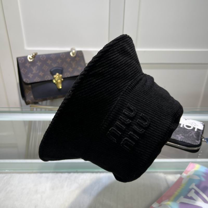 MiuMiu Hat (23)